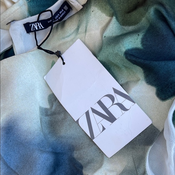 Zara NWT Printed Satin Midi Dress - Size Small - Picture 3 of 11